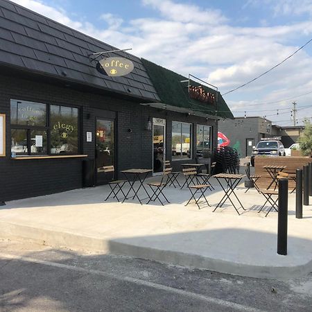 Modern Luxury Rooftop Deck, 3 Mi To Downtown Nashville Ngoại thất bức ảnh