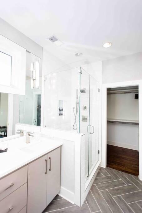 Modern Luxury Rooftop Deck, 3 Mi To Downtown Nashville Ngoại thất bức ảnh